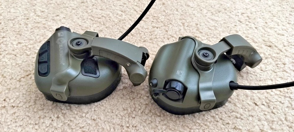 EARMOR Tactical Communication Headset **TESTED READ DESC**