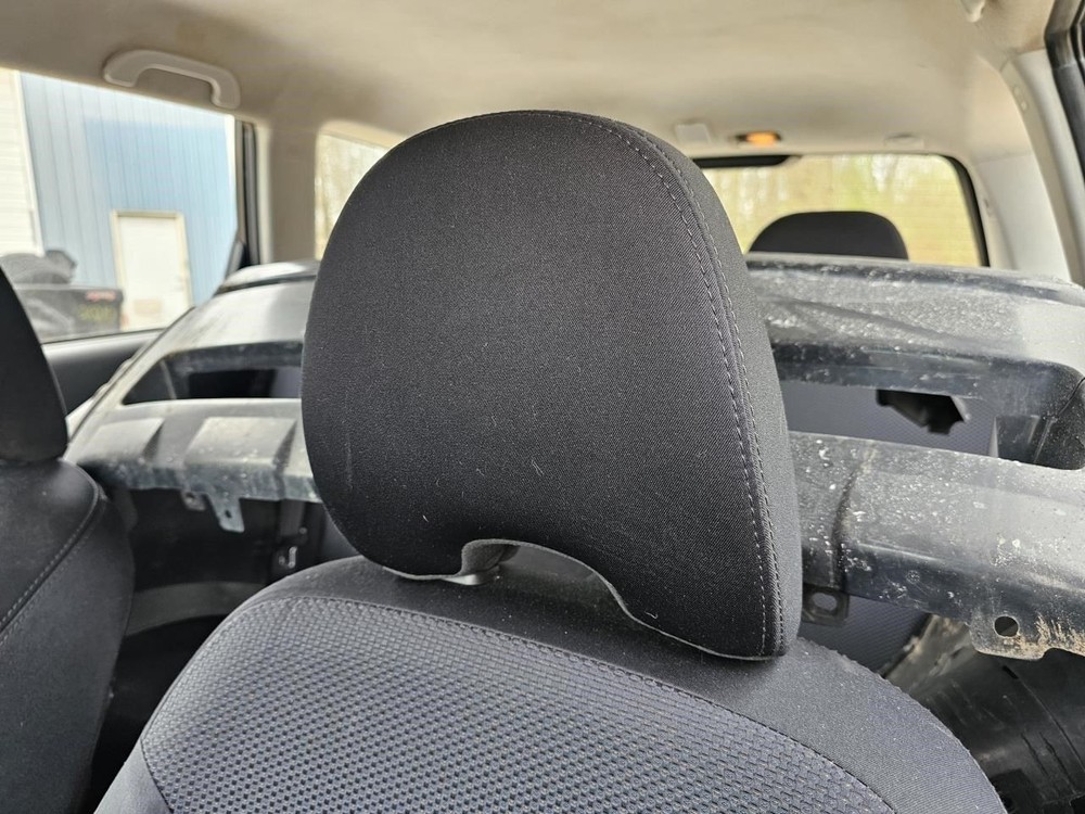FORESTER  2011 Headrest 2449477