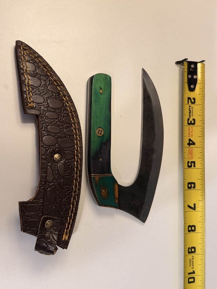 Damascus ulu-style knife