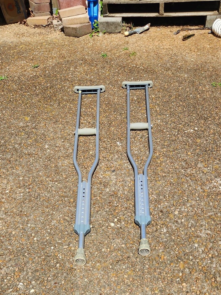 Aluminum Forearm Crutches With Support Cuff - Pair