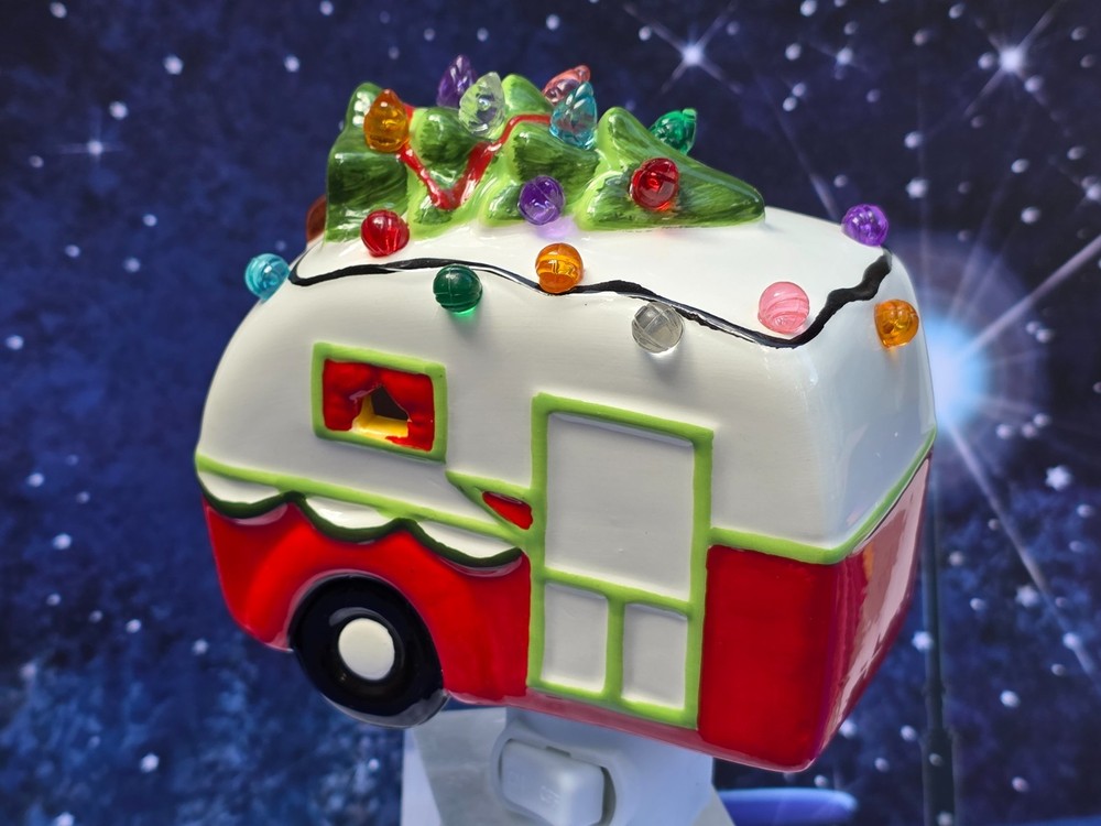 New Christmas CERAMIC RETRO TRAILER CAMPER WITH TREE NIGHT LIGHT