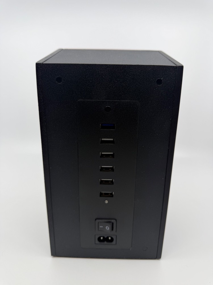 New Wave Toys RepliTronics USB Charger 1:6 Scale Arcade Change Machine