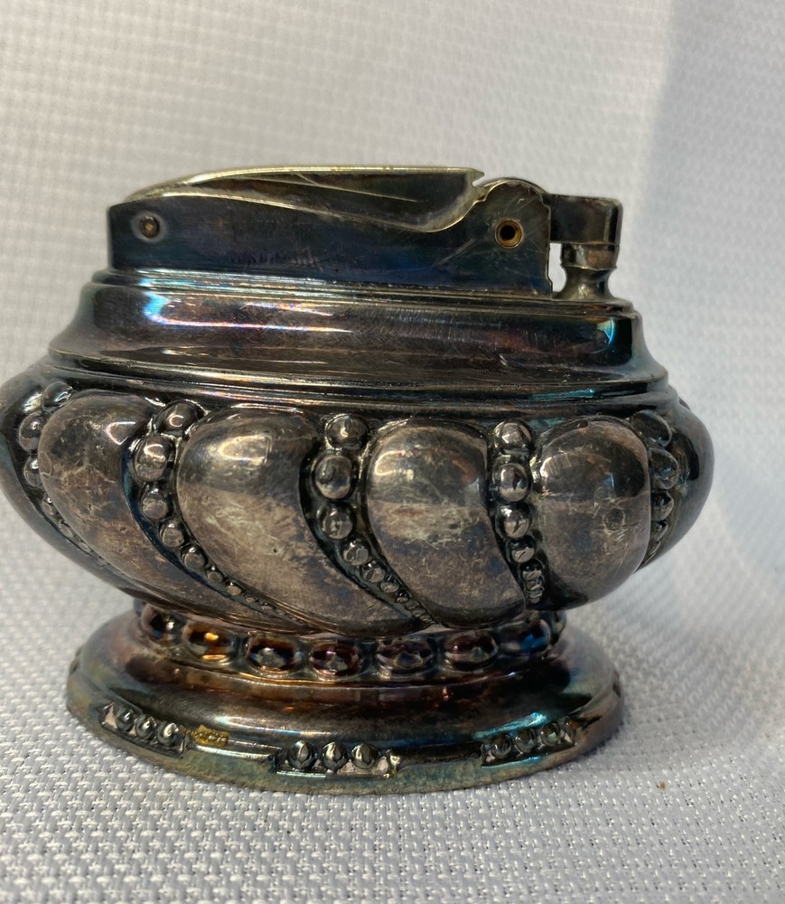 Vintage 1940/1950s Silver Plate Robson Crown Table Lighter