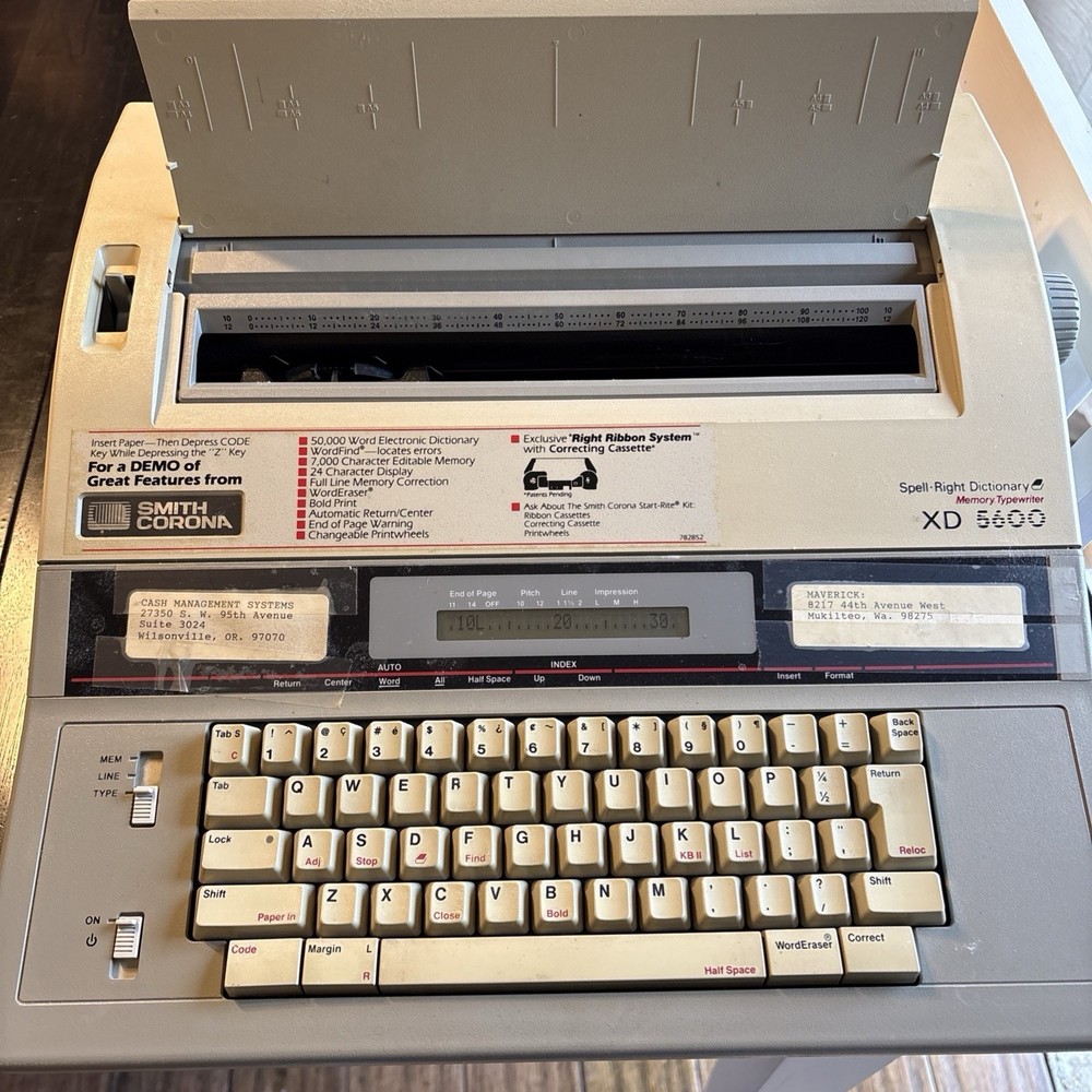 Smith Corona XD-5600 Electronic Memory Typewriter, Pre-Owned, Tested.