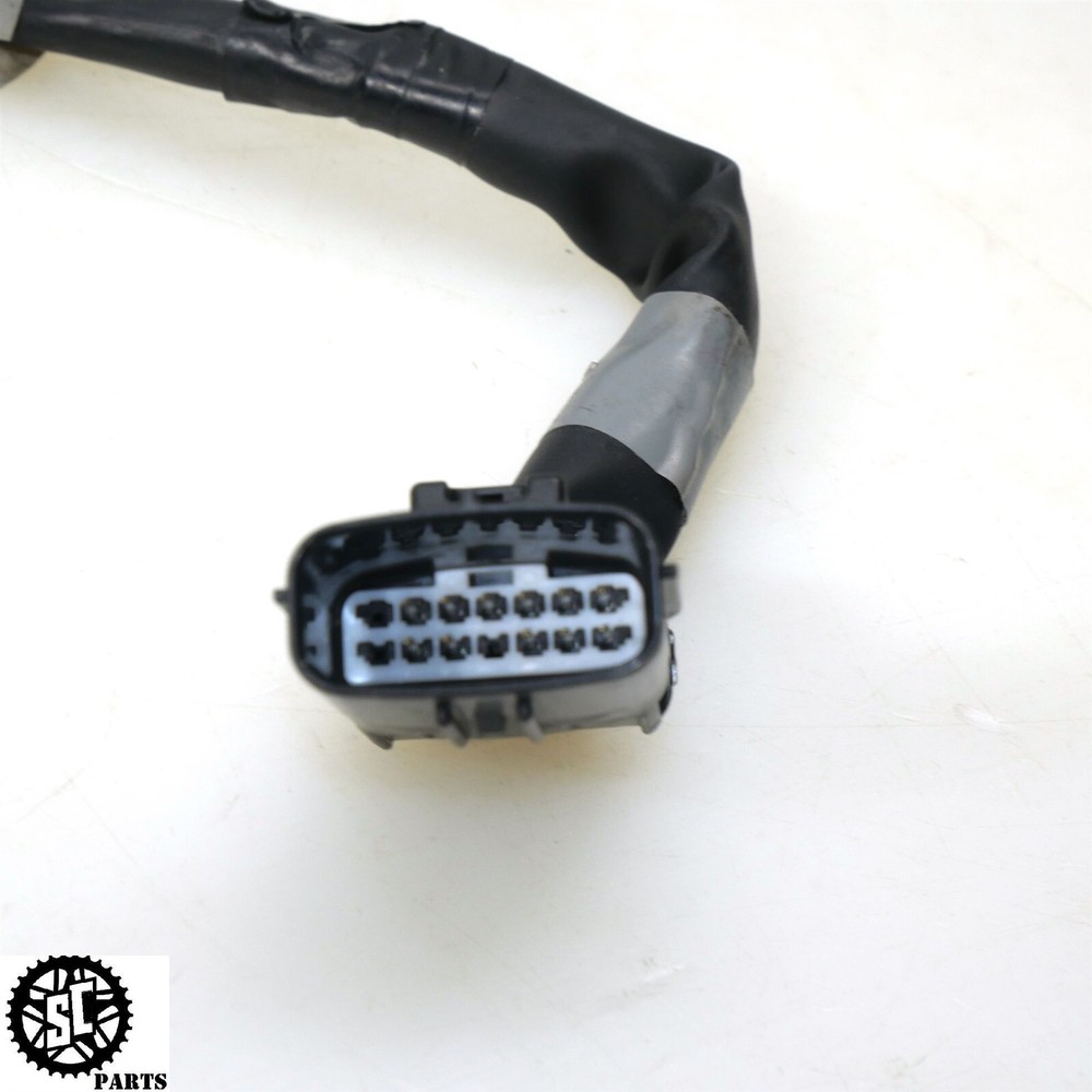 2023 SUZUKI HAYABUSA RIGHT CONTROL HANDLEBAR KILL SWITCH