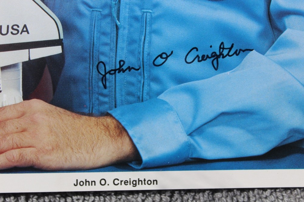 Astronaut Autograph - Space - Shuttle NASA - JOHN O. CREIGHTON - Signed