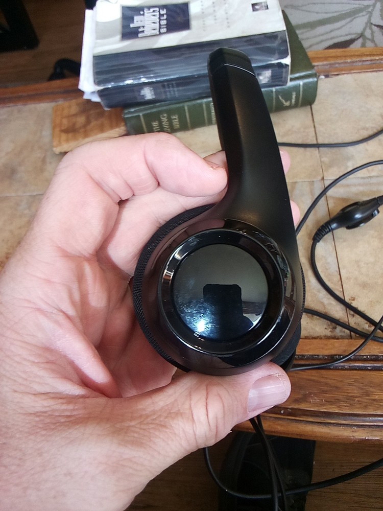 Logi Black USB Headset TESTED