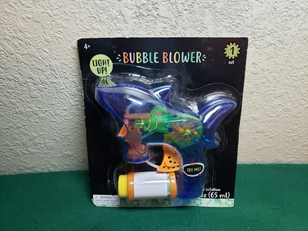 Light up bubble blower gun, Shark, blue, New, Sealed,