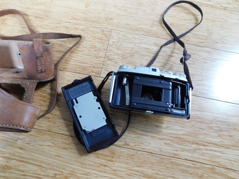 KODAK PONY 135 MODEL C CAMERA WITH CASE AND STRAP