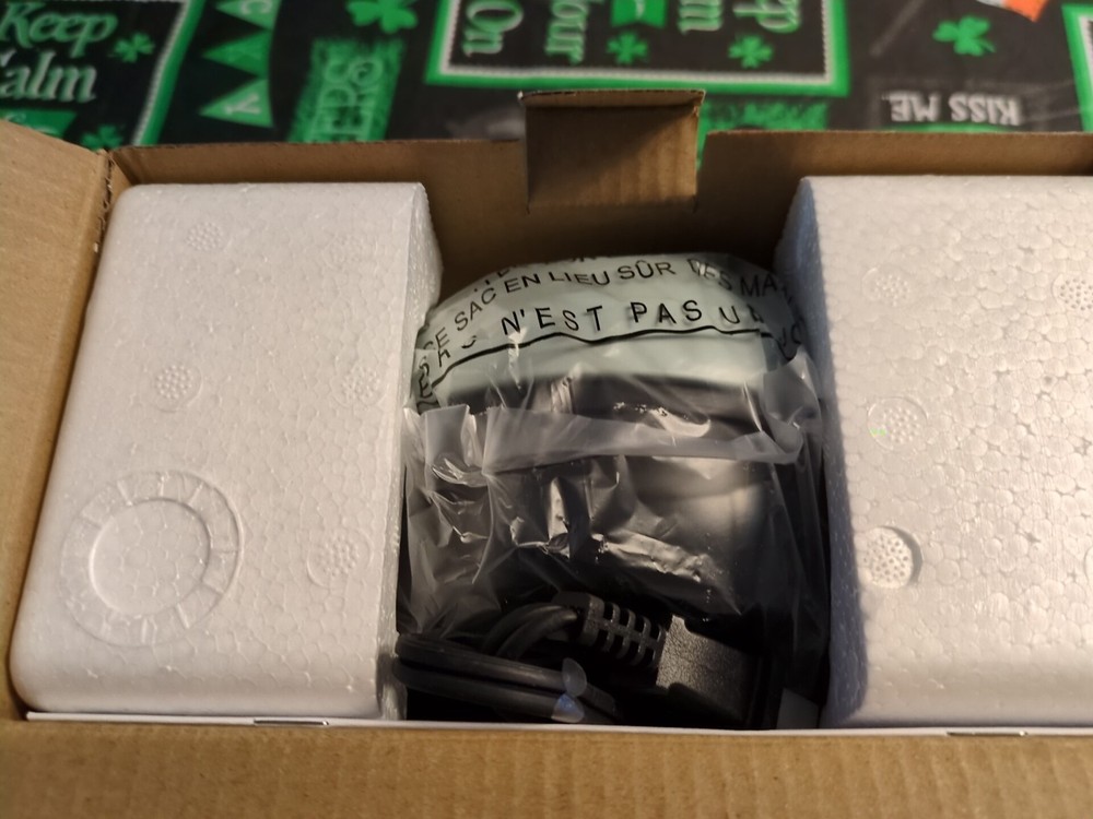 Bella Mini Donut Maker - 3 Mini Donuts (NIB) Gray