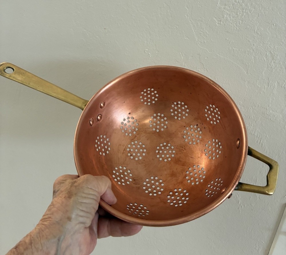 Large 9” Copper colander Cobre Chili solid Brass Accents Signed 6.5” Handle