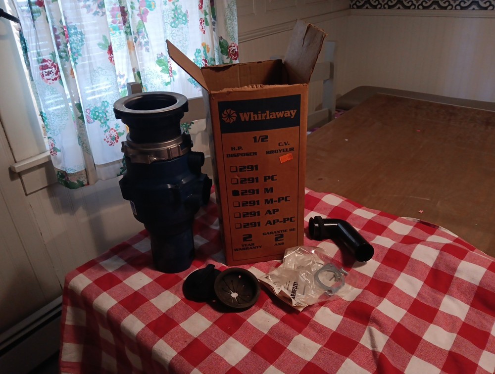 WHIRLAWAY 291 GARBAGE DISPOSAL 1/2 HP UNUSED IN BOX