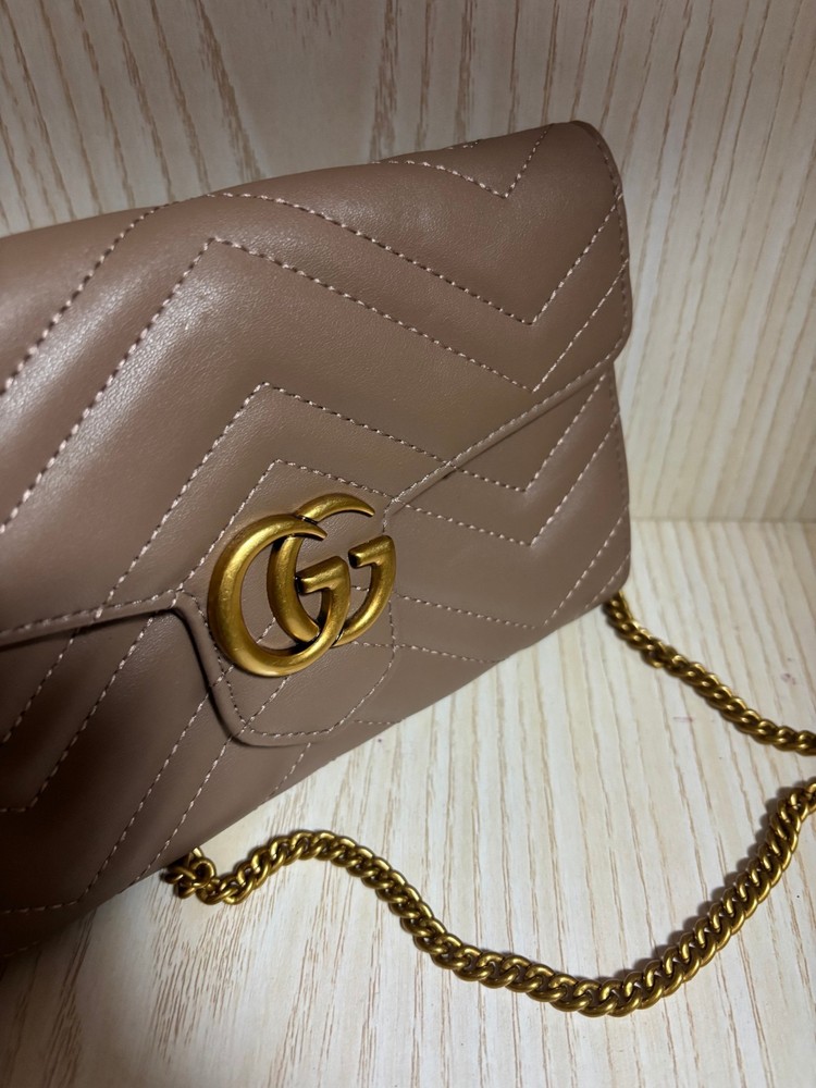 Gucci makeup bag