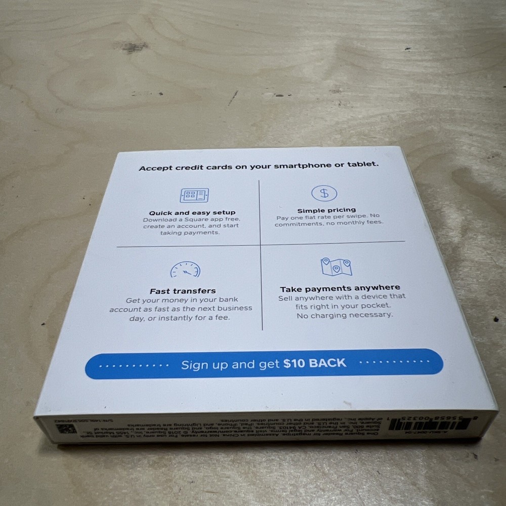 New Square Credit Card Reader for Apple and Android - White