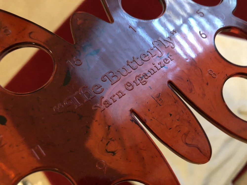 Butterfly Plastic yarn organizer