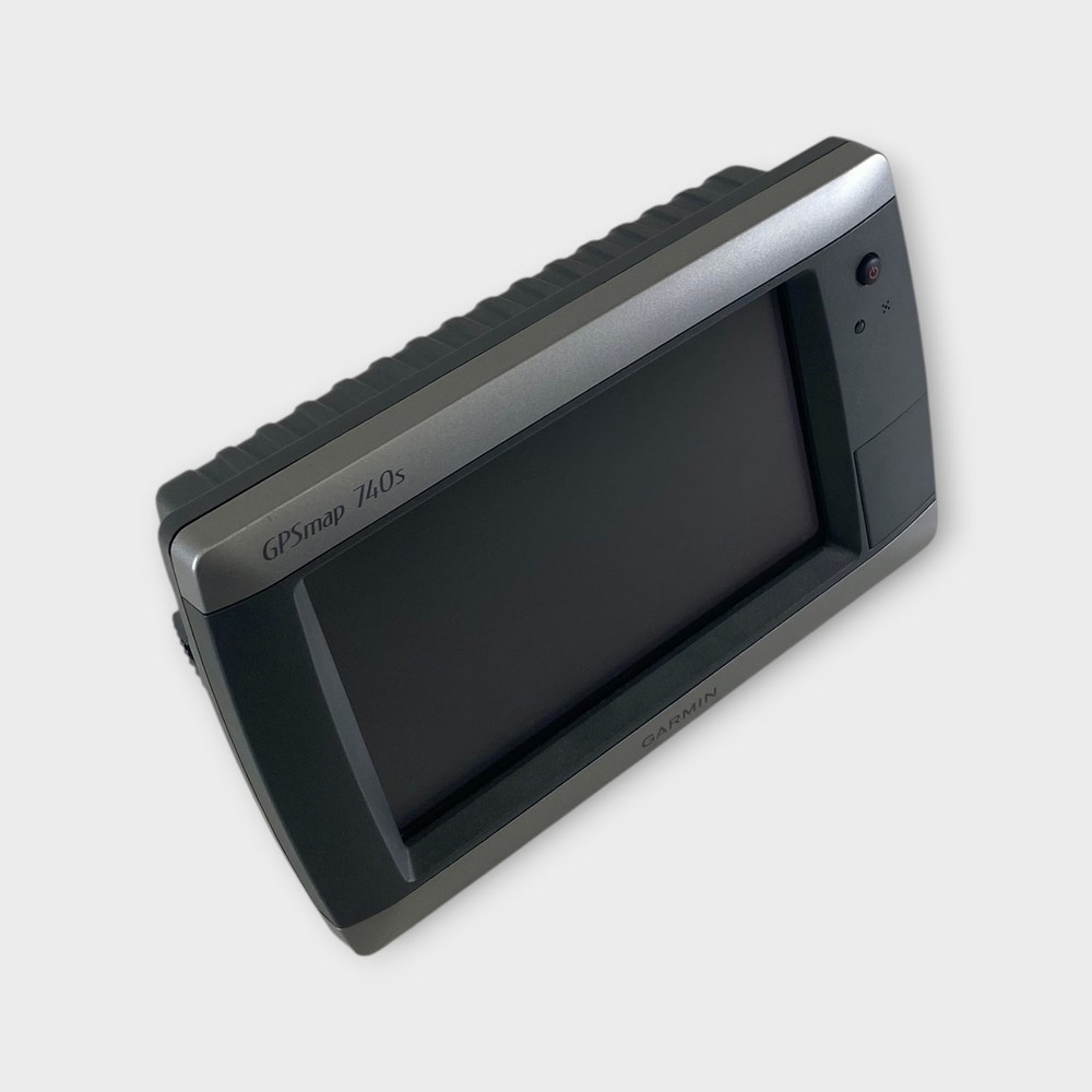 Garmin GPSMAP 740s Stand-Alone Touchscreen Chartplotter (MME REFURB)~ *New LCD*