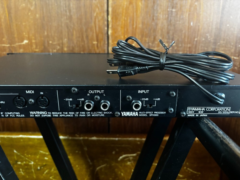 Yamaha SPX900 Professional Multi-Effect Processor New internal battery