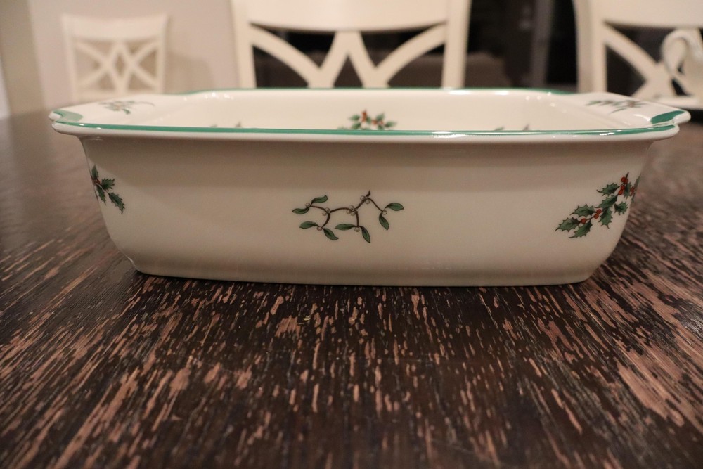 Spode Christmas Tree Baking Dish 12" Rectangular Oven To Table White Green Rim