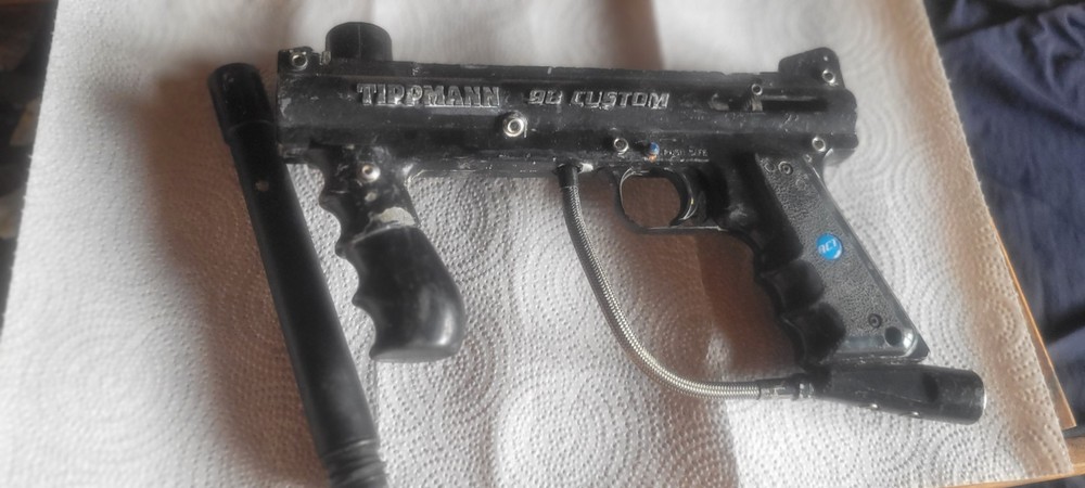 Used Tippmann 98 custom with response Trigger