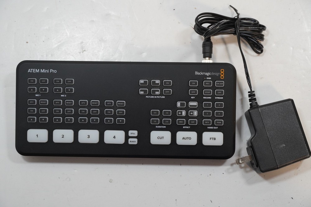 Black Magic ATEM Mini Pro