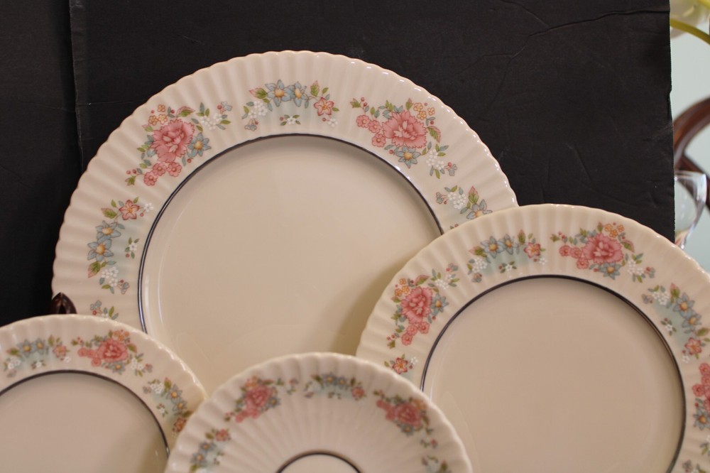 LENOX SACHET 6 SALAD PLATES 8 1/2"