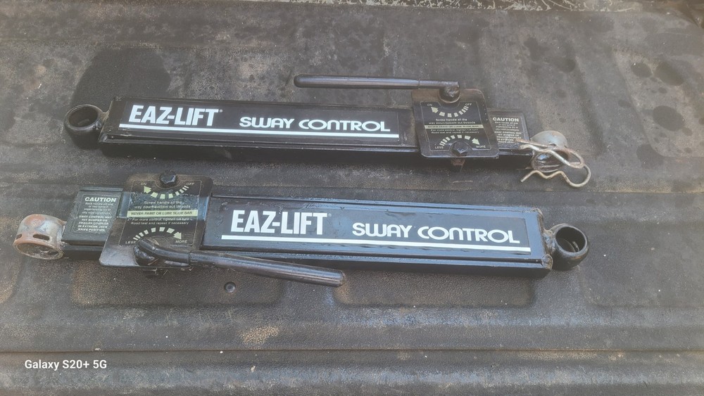 Camco Eaz-Lift Trailer Sway Control Bars