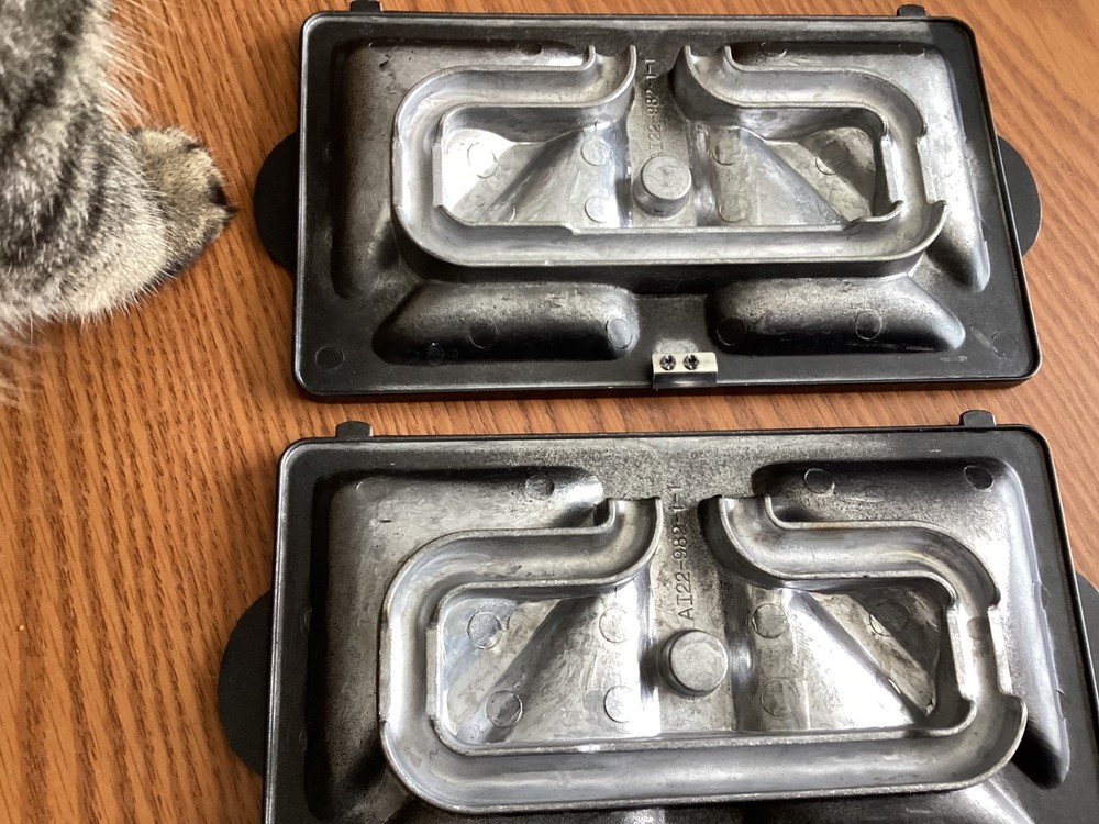 Sandwich Maker Replacement Sandwich Plates 9” x 5” NOS