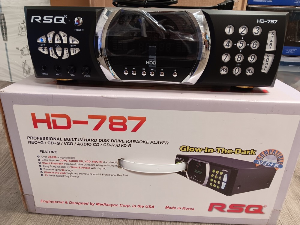 RSQ HD -787 Muti Format karaoke player