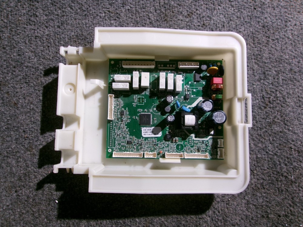 5304526864 FRIGIDAIRE REFRIGERATOR MAIN CONTROL BOARD