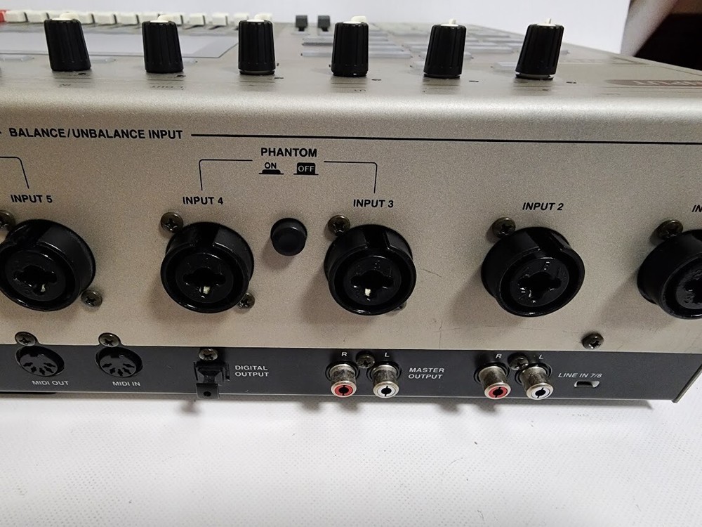 Zoom MRS-1608 Multi-Track Recorder