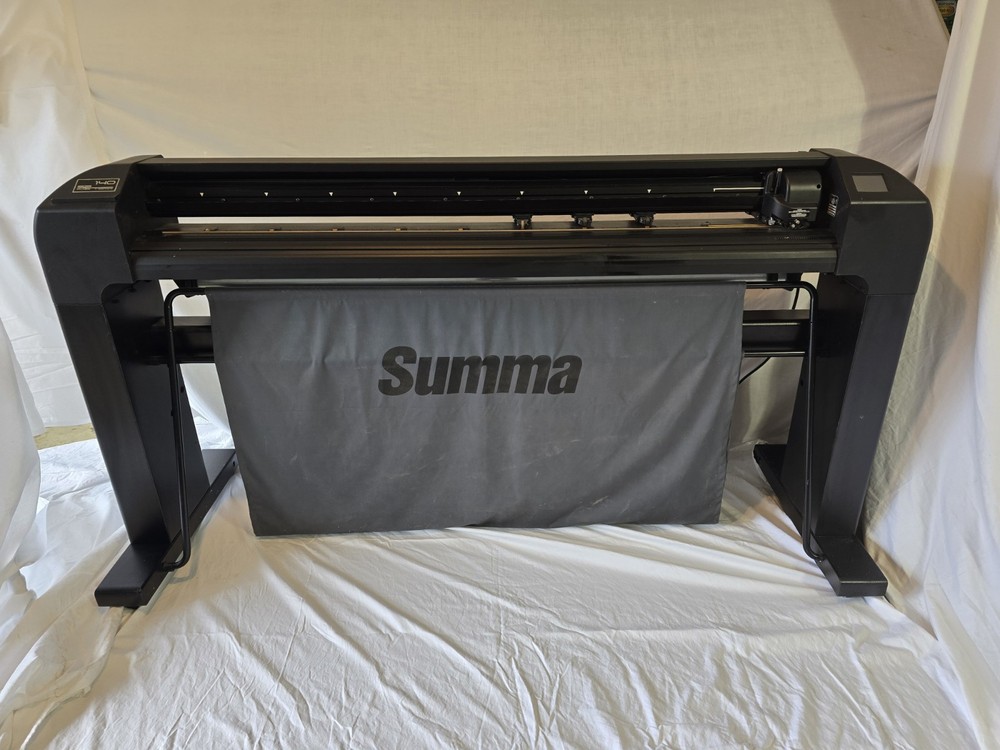 Summa S2 T140 Large Format Plotter Cutter Machine