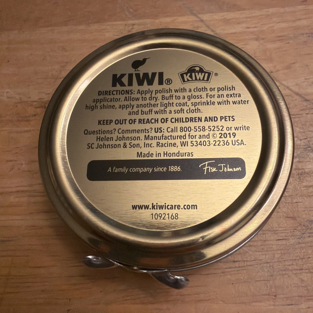 Kiwi Parade Gloss Paste, 1.125 Oz, Brown