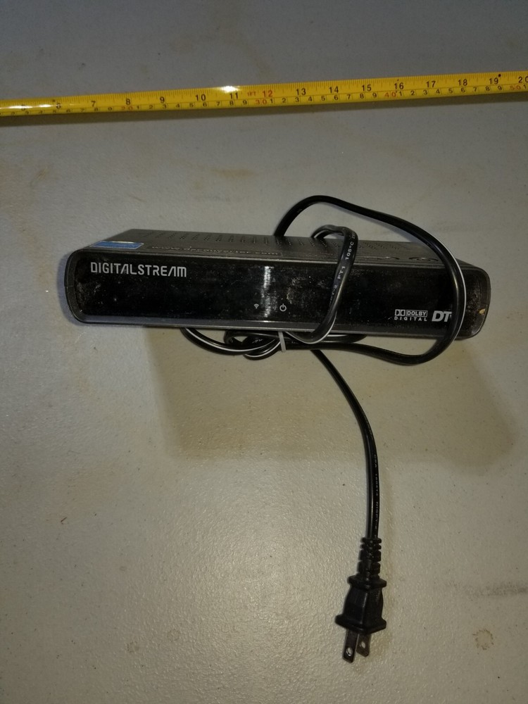 DIGITAL STREAM DIGITAL TO ANALOG CONVERTER