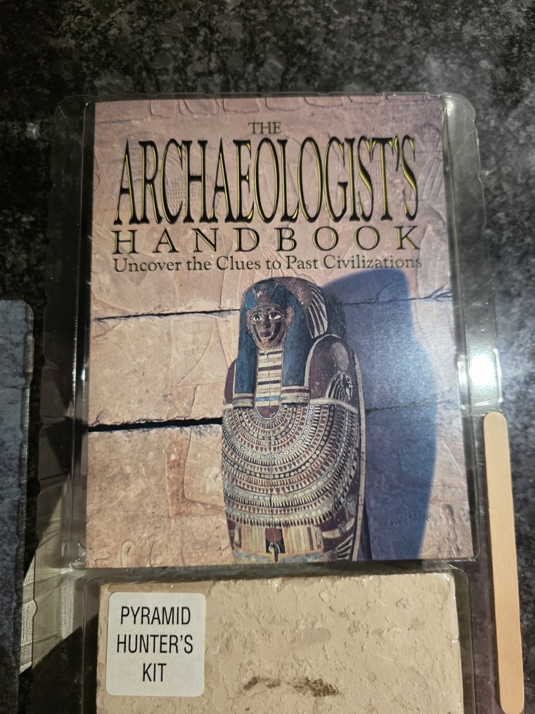 Pyramid Explorer's Kit, New, Open Box