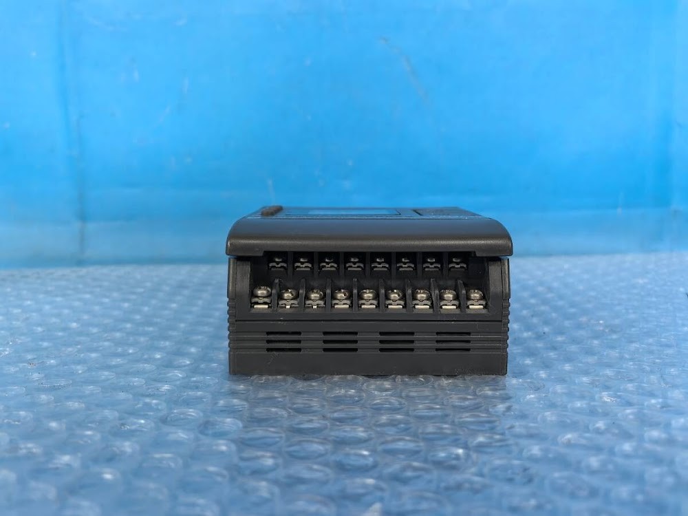 KEYENCE KV-24DT PLC Transistor Output Module USED