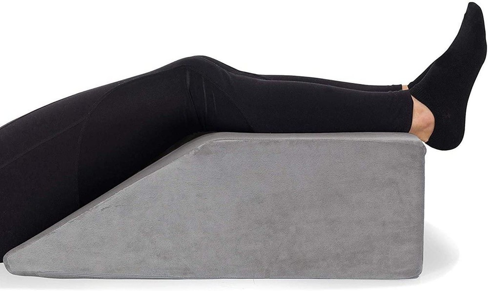 Leg Elevation Pillow - Memory Foam Leg Elevating Pillow | Leg Rest Wedge - Le...
