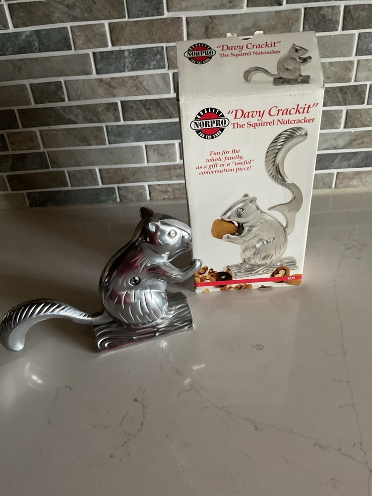 Davy The Squirrel Crackit" nutcracker.