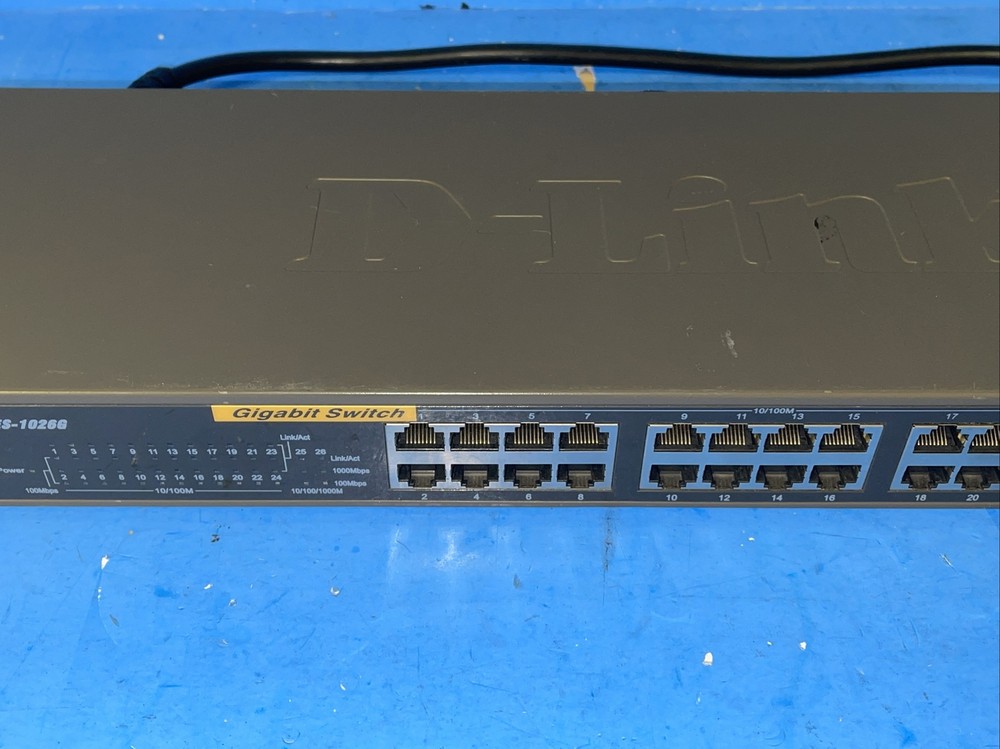 D-Link DES (DES-1026G) 24-Ports External Switch