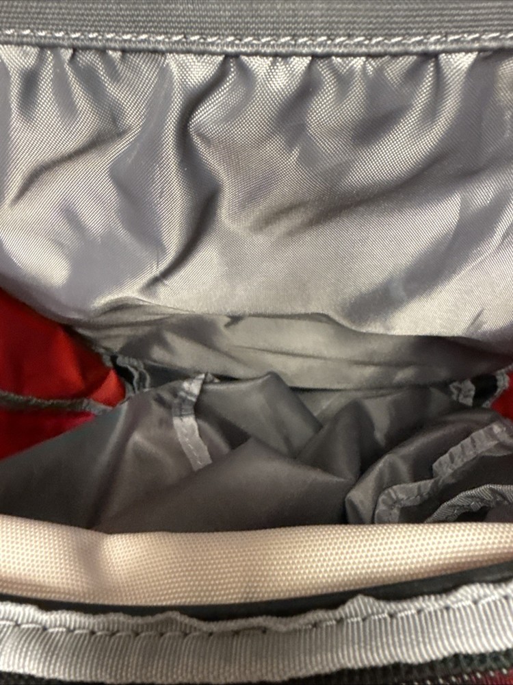 Under Armor Storm Bat Bag Rad/Black/Silver
