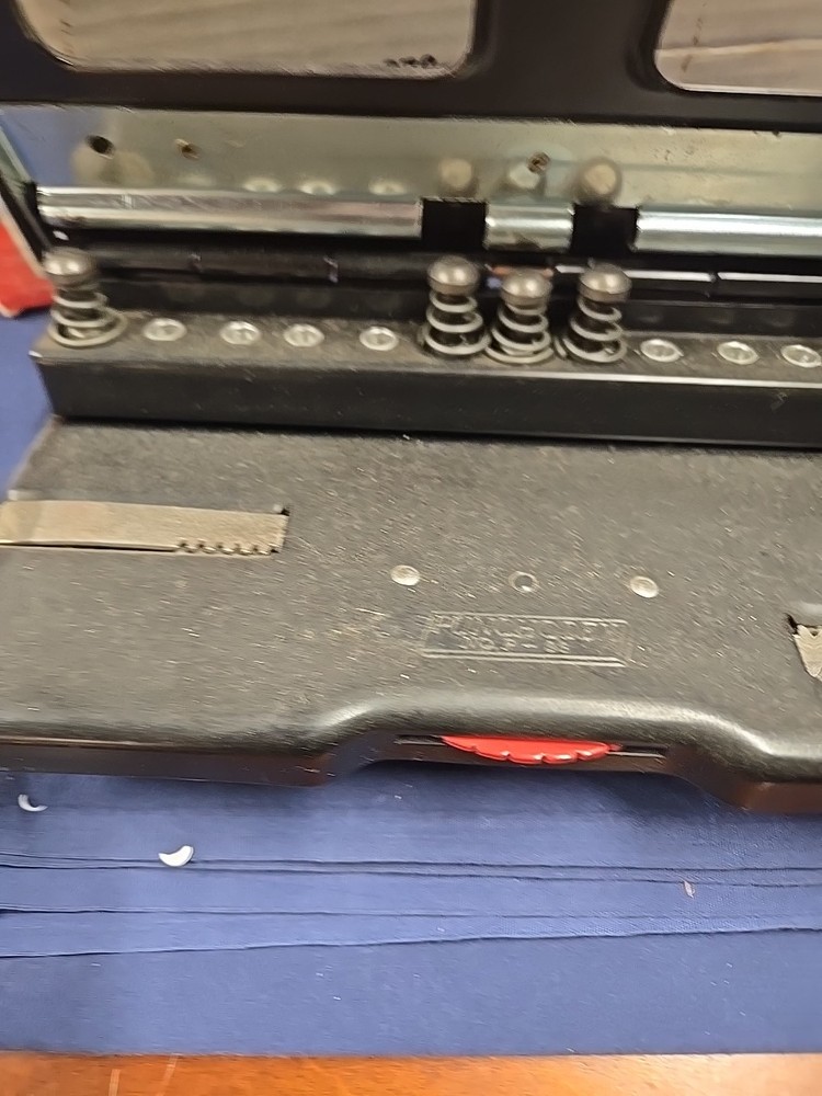 Puch O Dex Heavey Duty Hole Punch