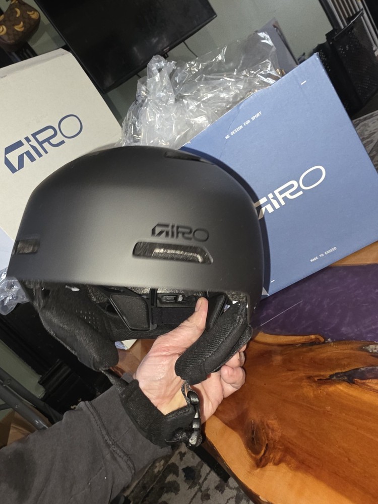 Giro Ledge Mips Ski Helmet Medium Snowboard Matte Black