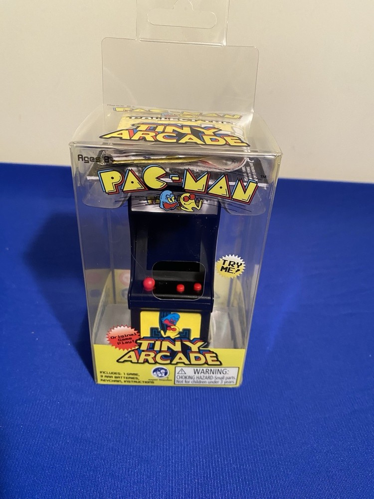 Bandai Pac-Man Mini Arcade Machine - Works NIP