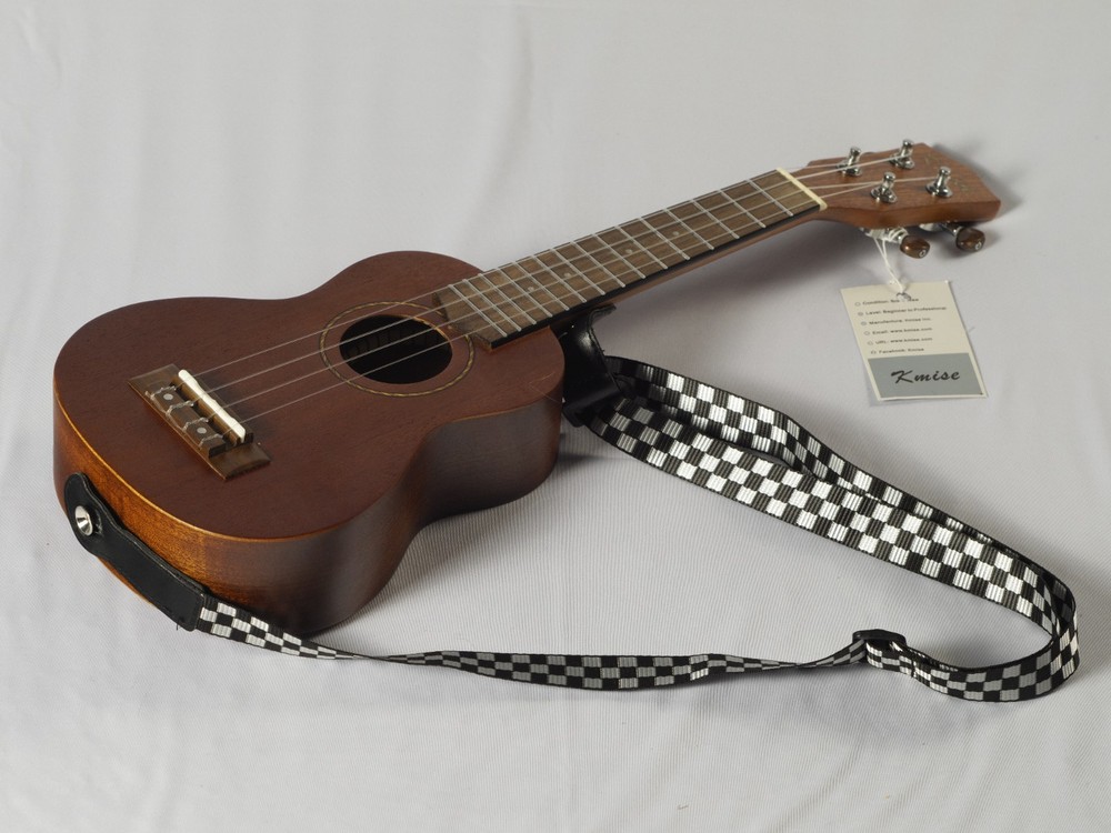 Kmise 21" Ukulele KMU21S With Case, Strap, Extra Strings