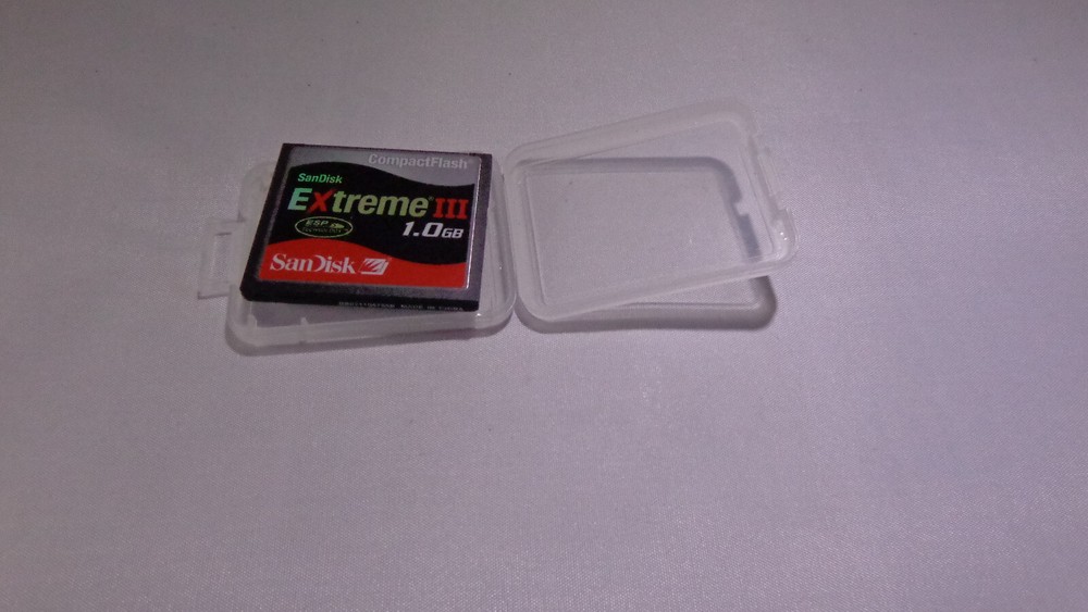 SanDisk Extreme III 1GB CF Compact Flash Camera Memory Card 