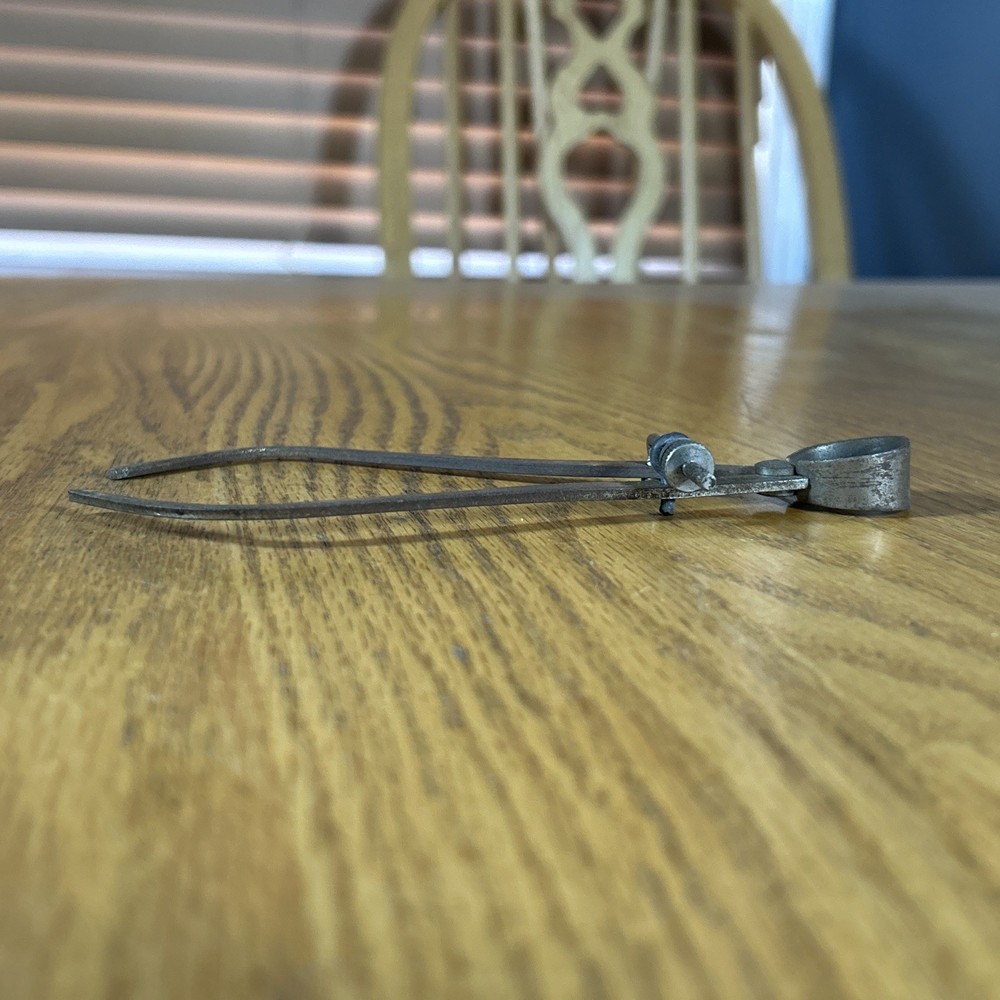 Vintage Outside Spring Calipers Dividers Unmarked Engineering Tools