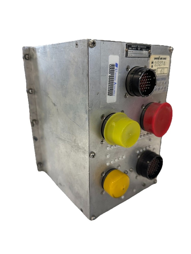 Gables Engineering G-2833-040 Aviation Airplane Avionics Control Panel Module