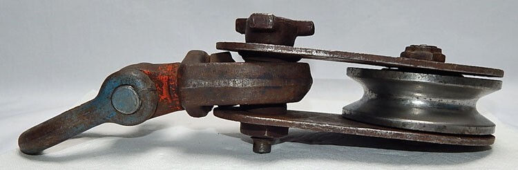VINTAGE MCKISSICK MB5 SNATCH BLOCK