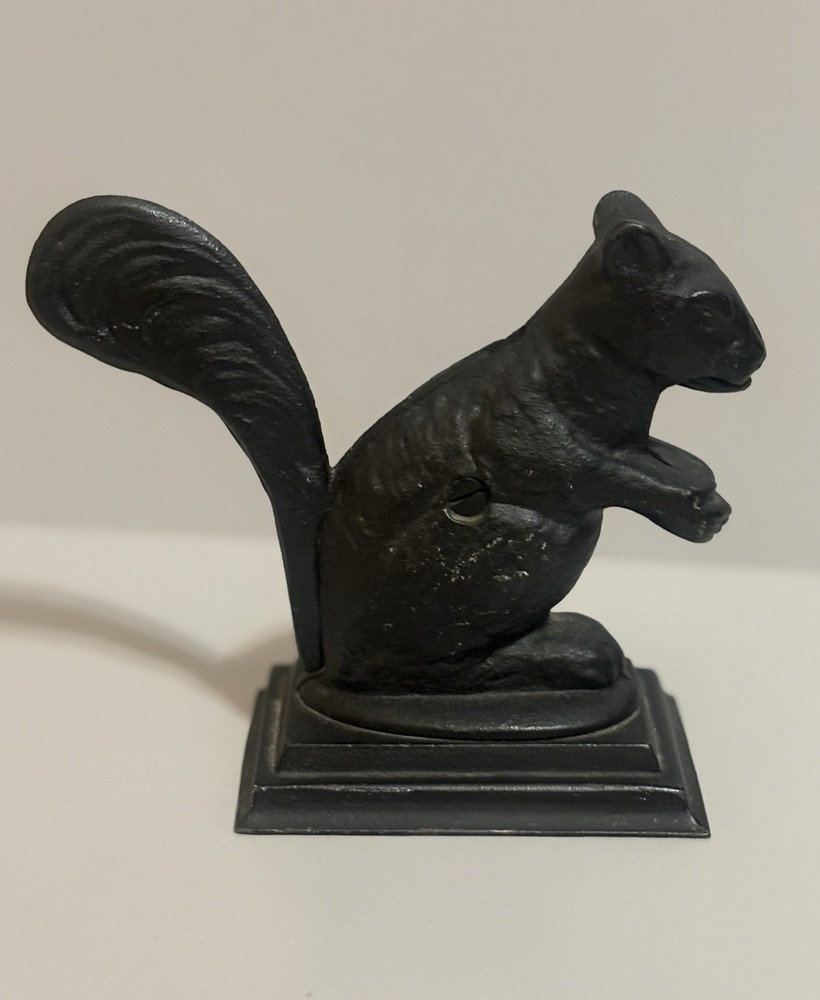 Vintage Heavy Cast Iron Squirrel Shaped Nutcracker Black
