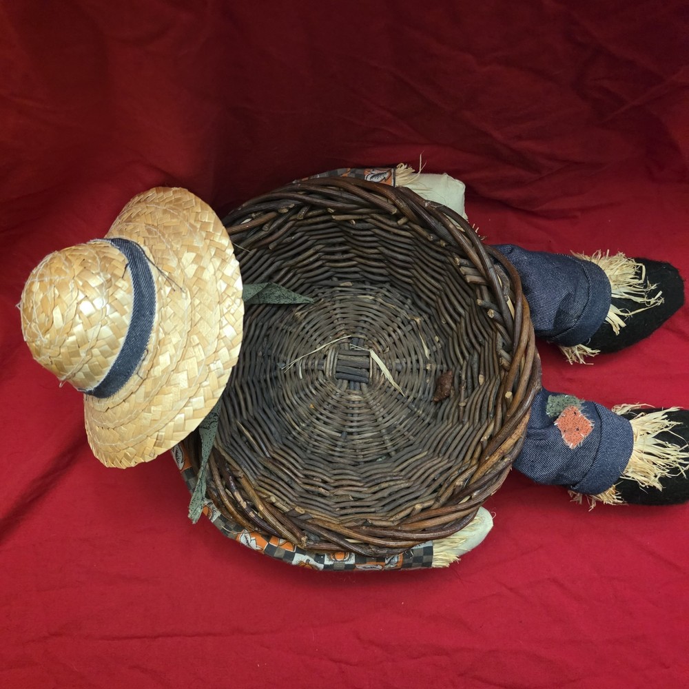 Scarecrow Sitter Basket