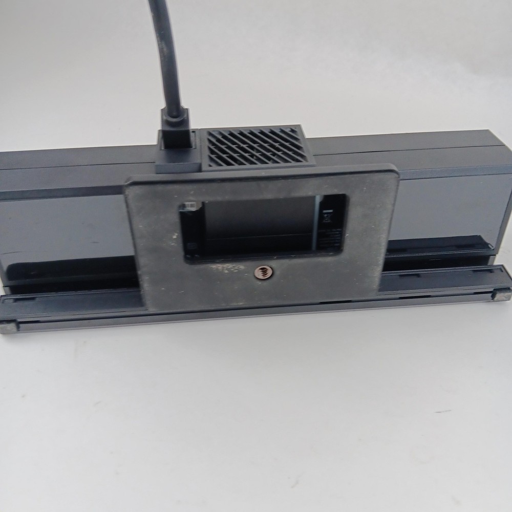 Microsoft Xbox One Kinect Sensor Model 1520 Motion Camera Voice Controls Tested